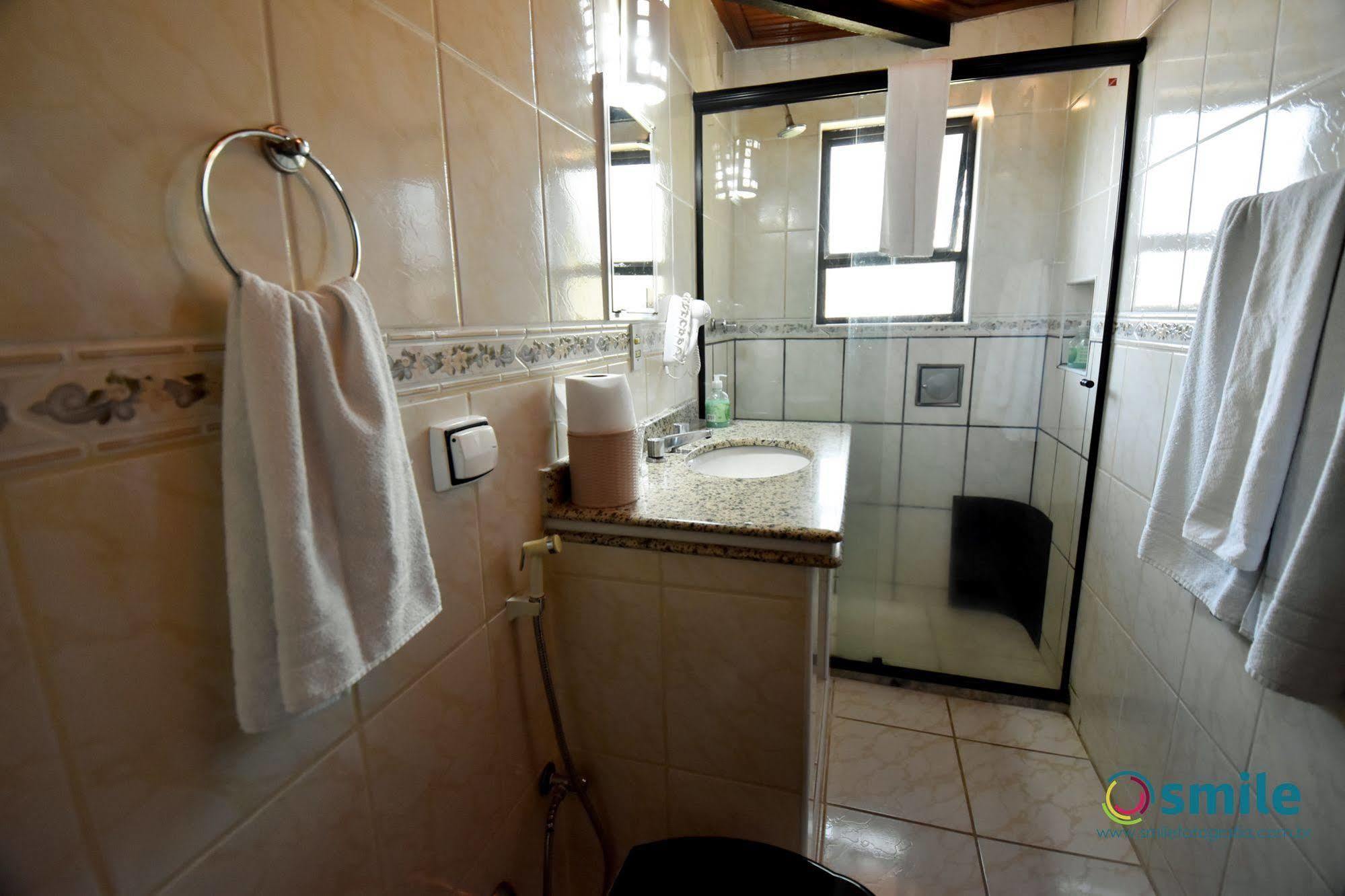 Hotel Britannia Penedo  Bagian luar foto
